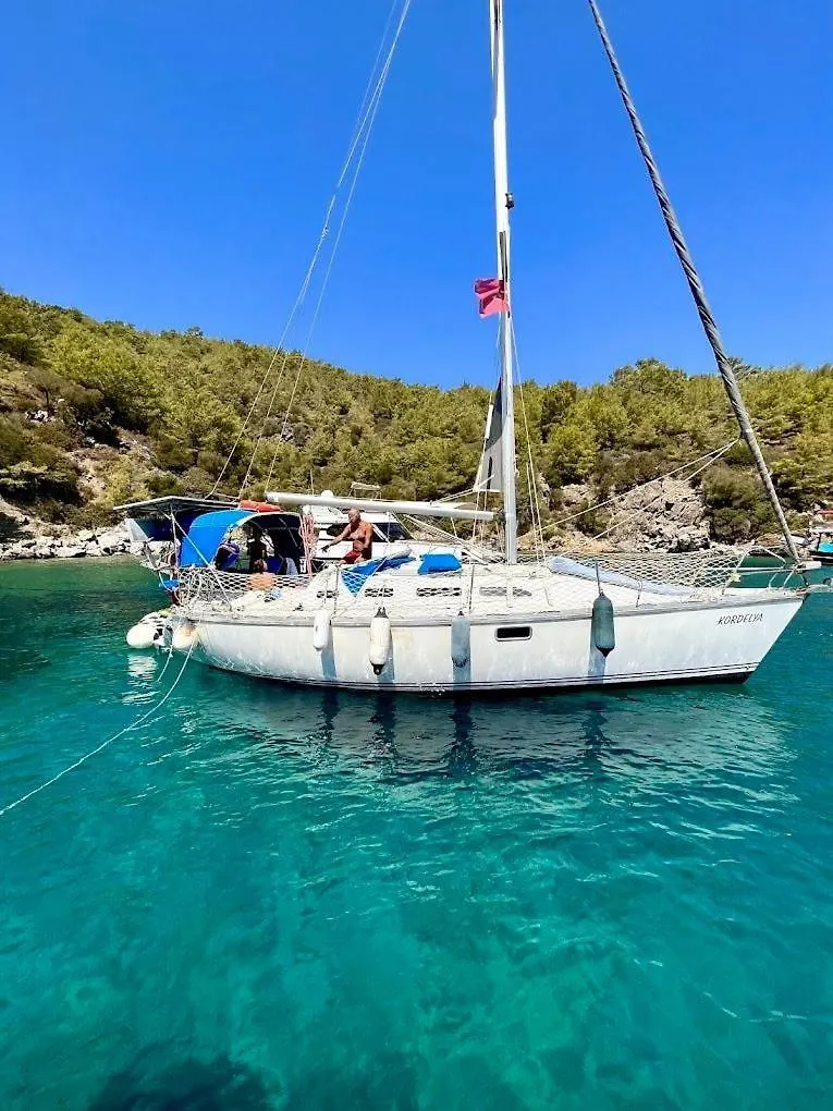 2-Cottage Yacht With 2 Showers Datca